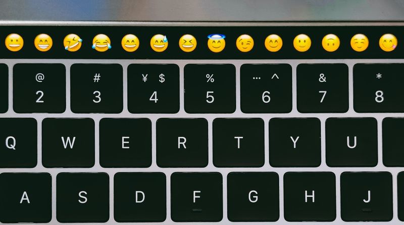 How to Boost Open and Click Rates Using Emojis in Email